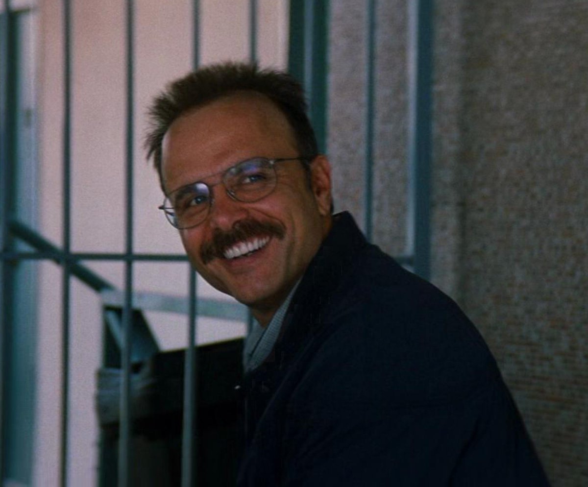 DDayFilms's tweet photo. how it feels to shave everything but my mustache https://t.co/8R4CqFCyYW