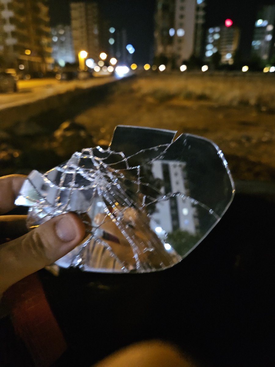 cosplayeraslan's tweet photo. Aynam kırıldı https://t.co/bAYncRStgs