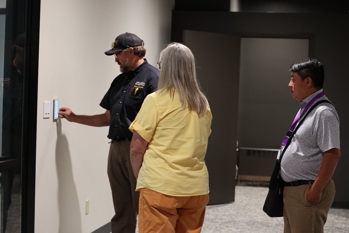 UWSPcols's tweet photo. After months of work, the @UWStevensPoint Olson Museum of Natural History is ready to move into the next phase─installations in our new spaces for four habitat dioramas! #museum https://t.co/VlD99yHYil