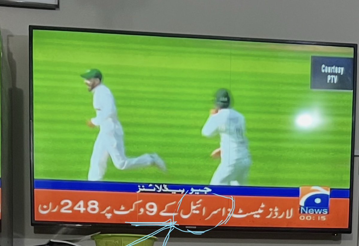 Sarwar1962's tweet photo. "جیو نیوز" منفرد خبر دینے میں سب سے آگے https://t.co/RsD2jq1Jbb