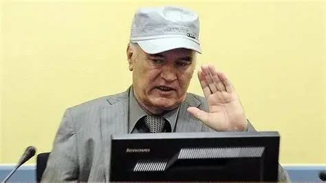 Acnorthall's tweet photo. General Ratko Mladić, who headed the Army of Republika Srpska (VRS) during the Yugoslav Wars, has died 27 August 2026 aged 84.
#RatkoMladić #Yugoslavia #Serbia #Srpska https://t.co/YGqcS1ik4Z