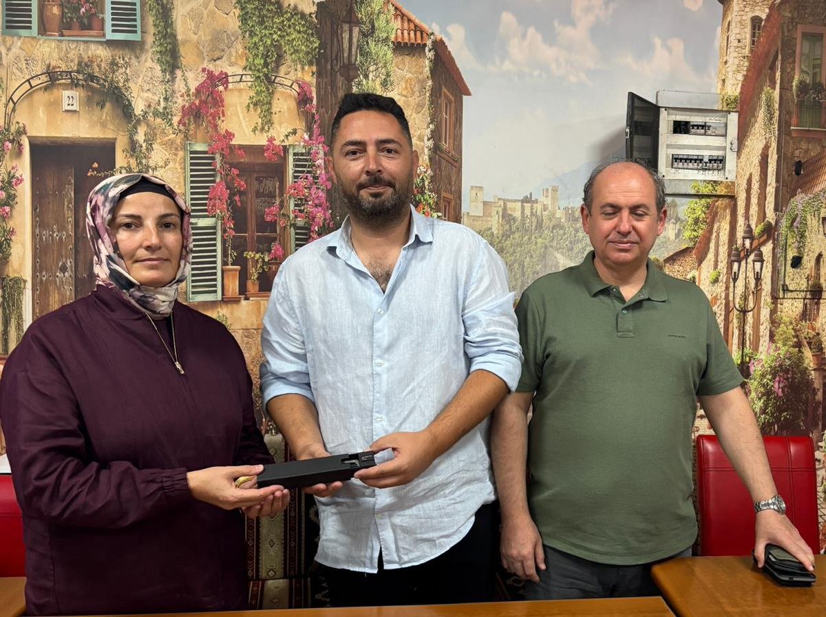 bm_sEskisehir's tweet photo. Bilecik İl AFAD Müdürlüğü"ne şube müdürü olarak atanan il temsilci sekreterimiz  Zafer Serbest ve şef olarak atanan üyemiz Okan ÖZKAN'ın veda yemeğinde İl Başkanımız Sema ÇELİK, İl AFAD Müdürü Sayın Aslan Mehmet COŞKUN ve BMS il teşkilatı bir araya geldi. https://t.co/BHKM9Dm2kb