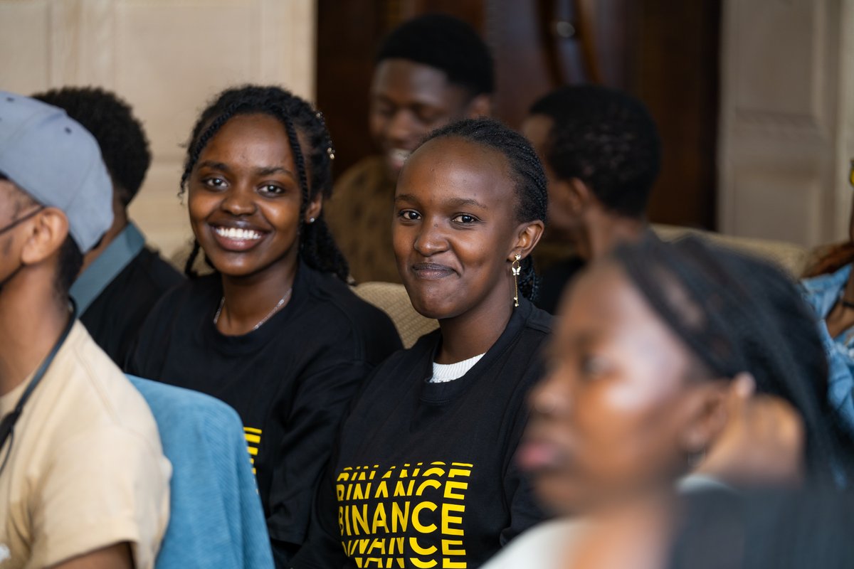 BinanceAfrica's tweet photo. Thank you Nyeri 🇰🇪 for an incredible Binance in Your City event! 

The event was filled with great energy and inspiring discussions. Its always rewarding to see many curious individuals join us.

Stay tuned for more exciting events ahead! https://t.co/yzwZvnooSY