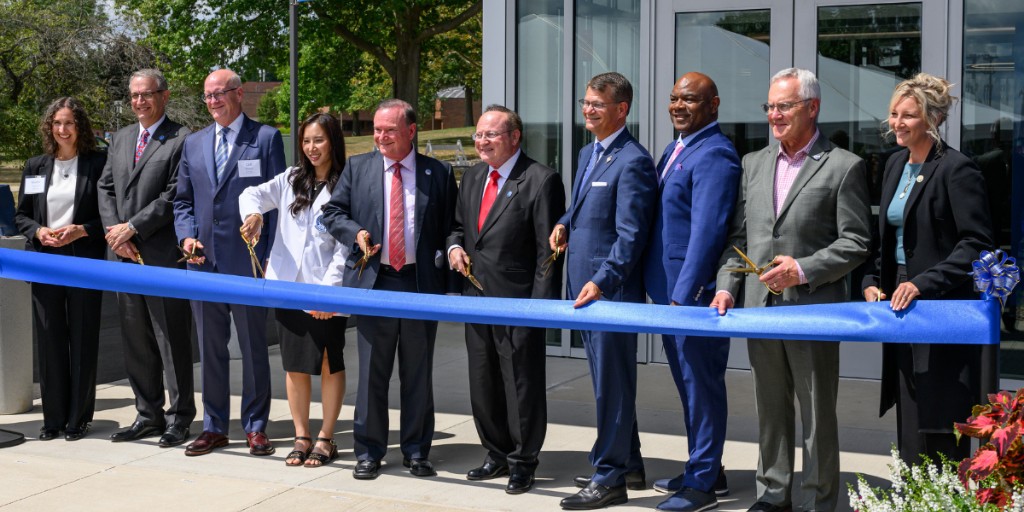 NEOMEDedu's tweet photo. It's been a great year of firsts, milestones and momentum for the Bitonte College of Dentistry!

In a reflection on the College’s inaugural year, Dean Sorin Teich, D.M.D., M.B.A., shares the people and moments that made year one possible. Read more: https://t.co/QNCqs0w0uu https://t.co/7NOLIIM9OI
