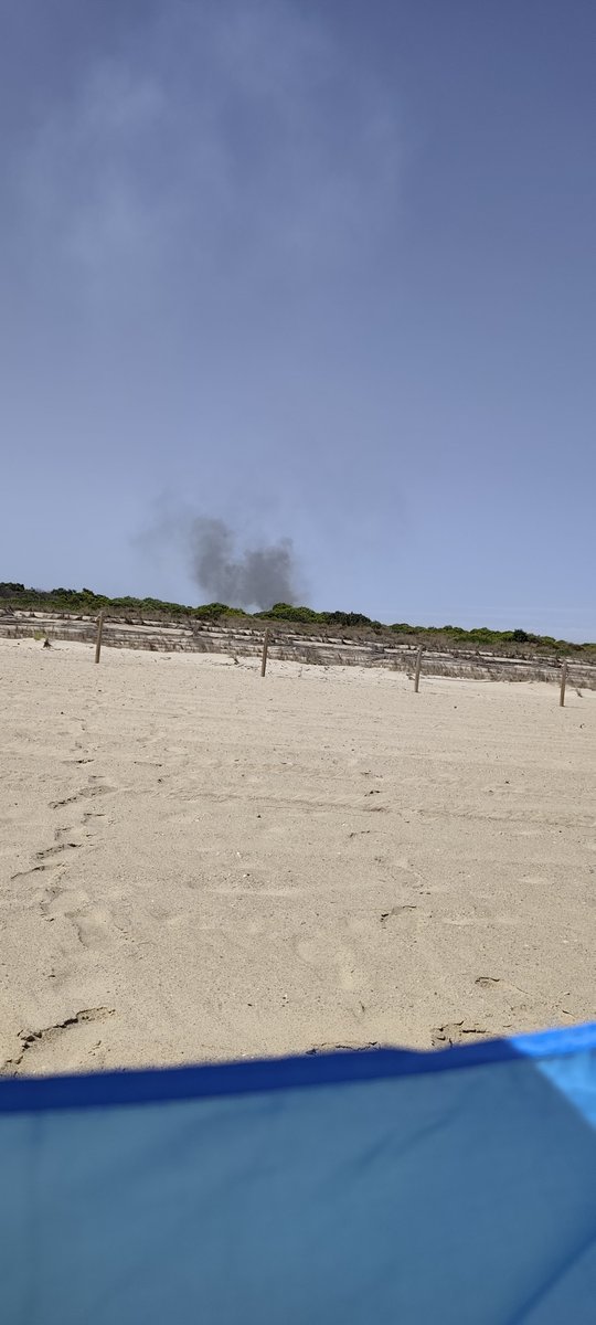 Asies_35's tweet photo. Así empezaba desde la playa de la garrofera
#IFValencia @apuntnoticies https://t.co/zIpEGrXcEH