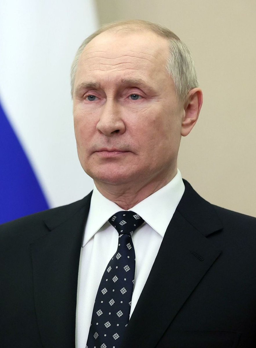 0JDVance1's tweet photo. If you get a chance to meet President Vladimir Putin , would you shake hands with him ?

1 - ○ Yes
2 - ○ No https://t.co/cDJjcYRQHf