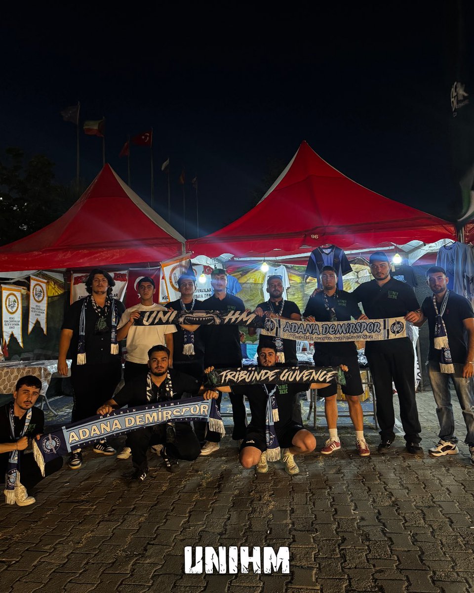 unihodrimeydan's tweet photo. Kocaeli’de stant açan Adana Demirsporlu dostlarımızı ziyaret ettik, #YaşasınDemirspor kampanyasına destekte bulunduk.

YERE DÜŞME MAVİ ŞİMŞEK
ADANA DEMİR YAŞAYACAK!
#UNIHM https://t.co/HqkDJhtAwA