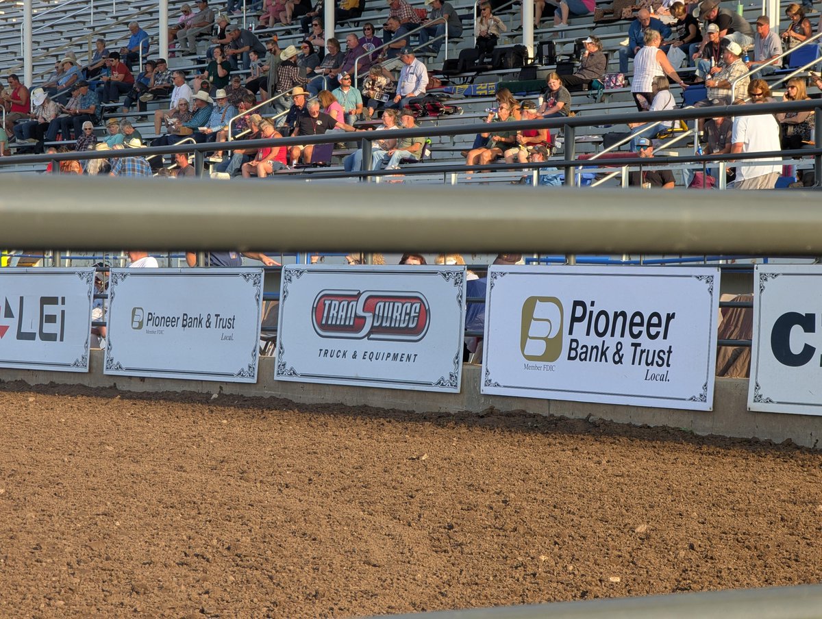 BankPioneer's tweet photo. 🤠🏆 What a night at the Central States Fair! Pioneer Bank &amp; Trust was proud to sponsor the XBroncs Finals.
Pioneer Bank &amp; Trust; Member FDIC
#PioneerBankandTrust #CentralStatesFair #XBroncs #Rodeo #SouthDakota #Local https://t.co/txaD8Bhkao