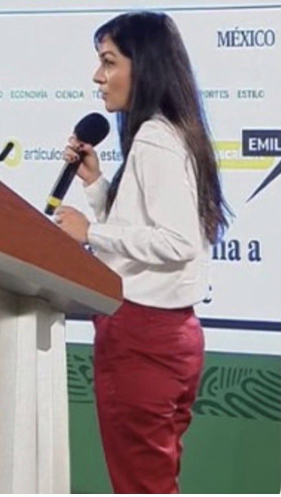 ArthurVreste's tweet photo. @_LizVilchis Pelleja vulgar y burda https://t.co/ocH9mW5pQb