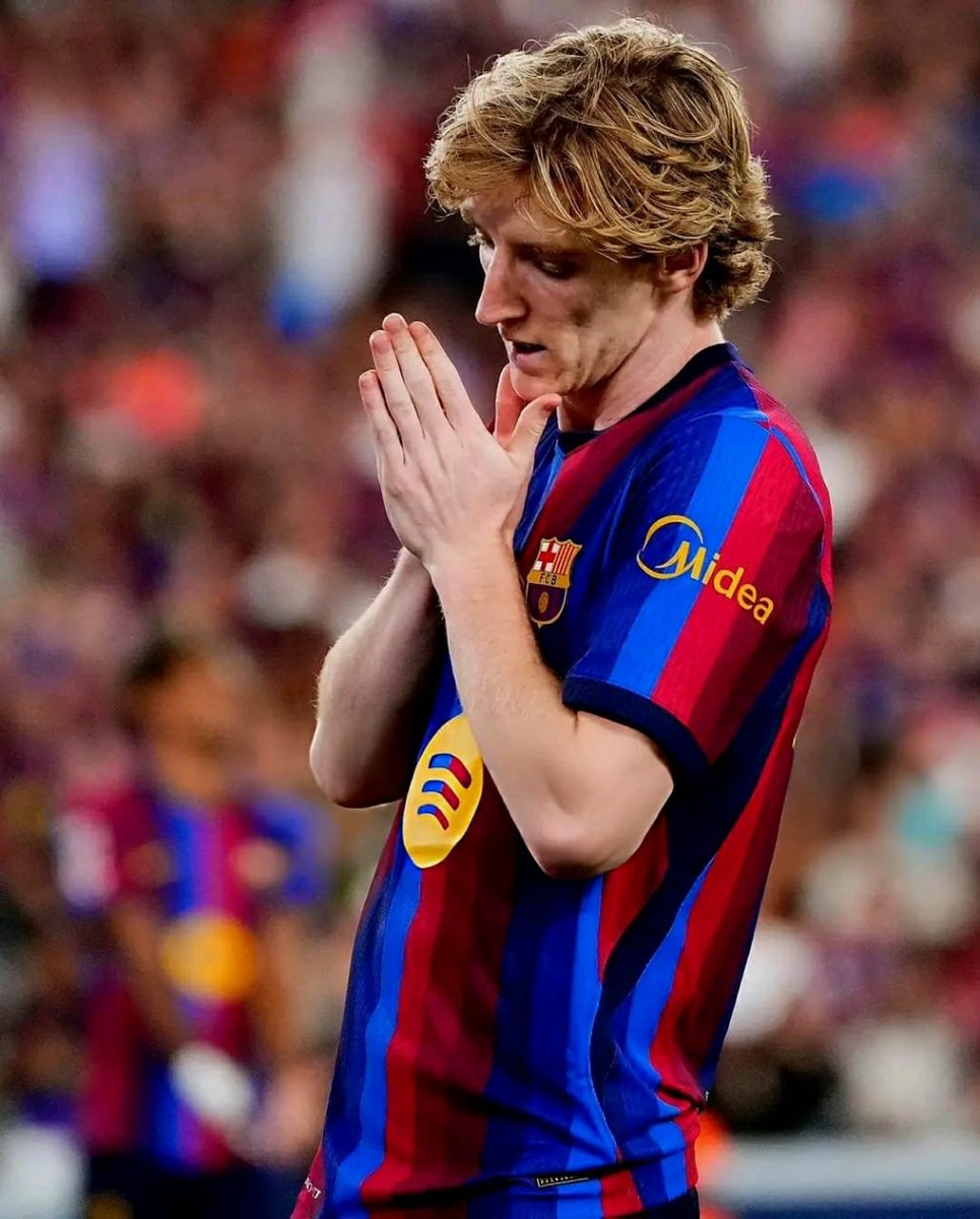 Call_Mhe_Choko's tweet photo. 💭 You know what? Sometimes things really do happen for the better.

If we'd signed Nico last season, there's a good chance we never would've gone for Gordon.

And honestly, I think Gordon is the better player. He's smarter with the ball, smarter without it, and that's exactly the kind of profile Barça needs.

Funny how things work out sometimes. 🔵🔴