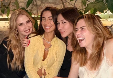 Sevenn_Boy's tweet photo. A Sol Vega realmente achou que seria amiga da Ana Paula Renault no BBB26? https://t.co/XspqXsiAqE