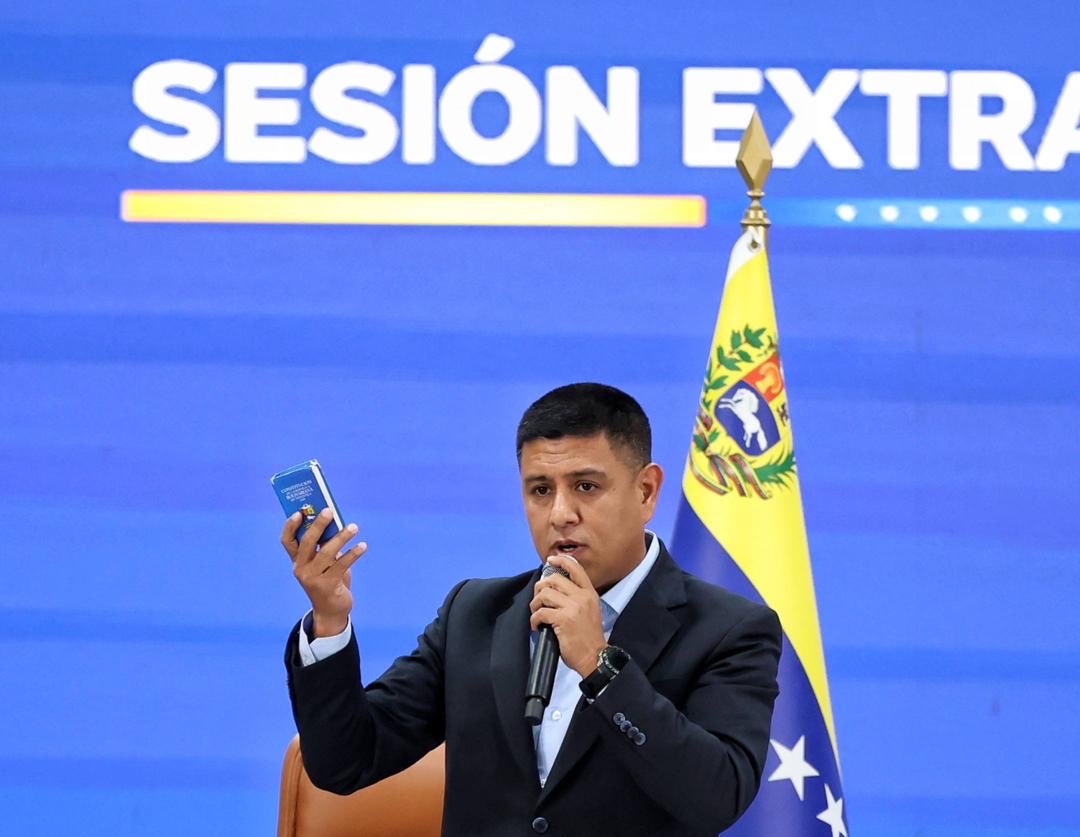 jorgerpsuv's tweet photo. En Sesión Extraordinaria de la Asamblea Nacional aprobamos: 

• 1ra discusión de la Reforma Parcial de la Ley Orgánica del TSJ.

• 2da discusión del Acuerdo de la Alianza Internacional de Grandes Felinos.

• Designación del Embajador ante la República Árabe de Egipto. https://t.co/v364wnfiDR