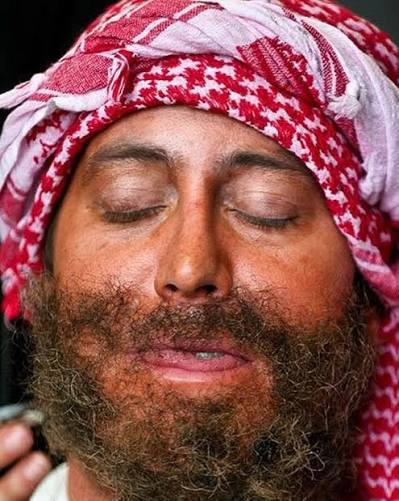 Fruitstated's tweet photo. @RabbiShmuley This fucking beard straight out of jackass. https://t.co/y8LTSIb6mT