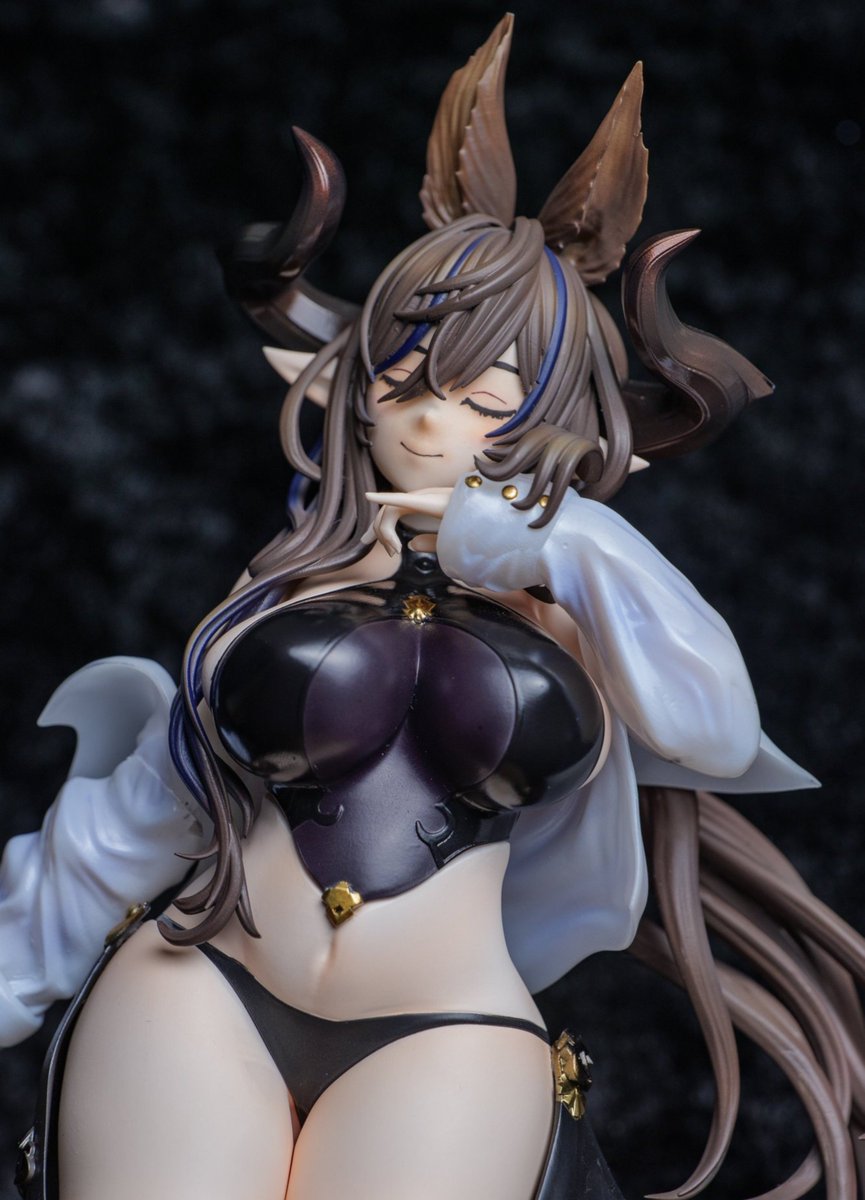 theUNIMISO's tweet photo. なんで巨乳ばっかなのとよく聞かれるので私なりの考えを述べたい

やはり現実問題昨今のソシャゲやアニメのデザインでは極端に巨乳の傾向が多く、それに伴い

エロいからに決まっとるやろぶっ飛ばすぞクソガキ
2度と下らん事聞くんじゃねえぞDMで個別に熱弁すんぞこら https://t.co/4DwT7UWjQv