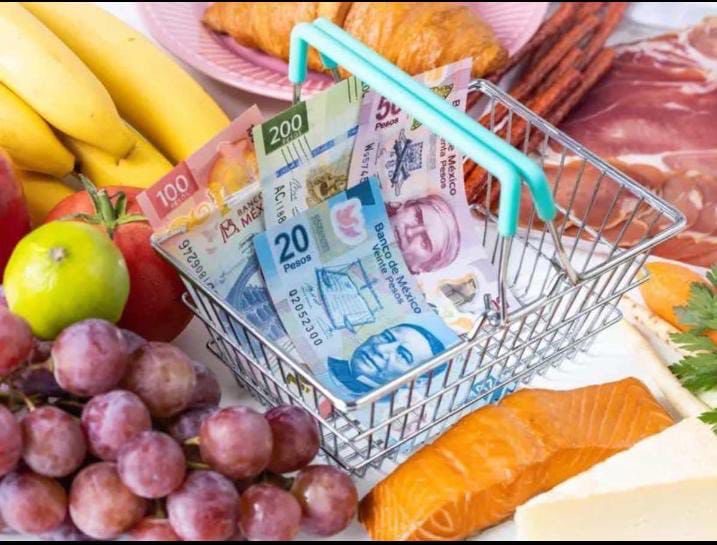 IlianaSant's tweet photo. Como pequeño comerciante no necesito una estadística para saber que los hábitos están cambiando, los clientes compran menos cantidad o cambian de marca para ahorrar. Esa realidad debe reflejarse mejor en nuestra canasta básica.
#MéxicoNecesitaOtraCanasta #QueNadiePaseHambre https://t.co/lSVwDpfWz8