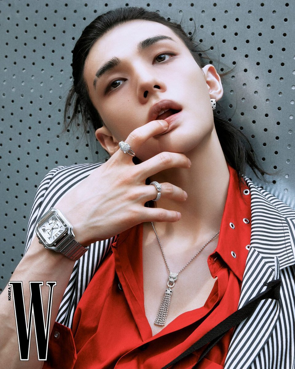 realskzoo's tweet photo. FOTOS DE HYUNJIN x CARTIER PARA W KOREA ✨️

Thread 👇🏻 

#HYUNJINxCARTIER https://t.co/D6P54TECFl