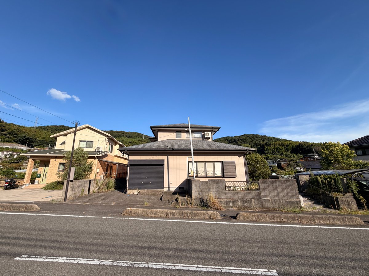 treck_2020's tweet photo. 防府市大字田島にある中古住宅の売買契約が完了しました！この度はご成約ありがとうございました！

インスタグラムはこちらから！
URL：https://t.co/buppEYWI0e

#山口県 #防府市 #田島 #中古住宅 #セカンドハウス #不動産 #土地 https://t.co/ROl0IT9f8G