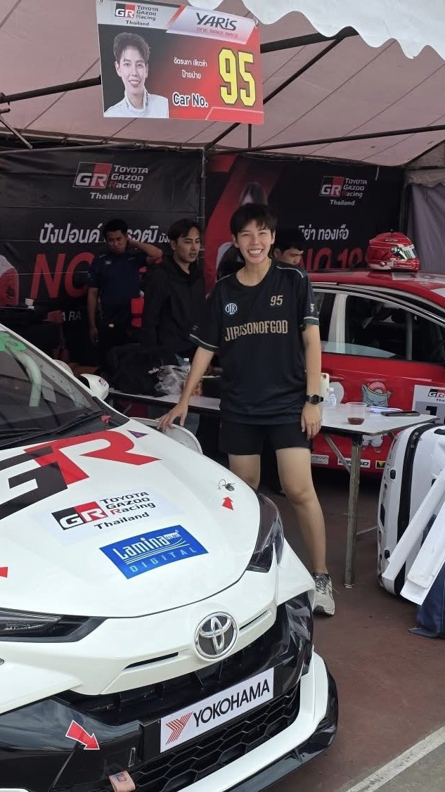 pimxnps's tweet photo. สูง ยาว ขาว โบ๊ะ เป็นตาโจ๊ะแท้น้องหล่า

PJIRD 95 IN PHUKET
#TOYOTAGAZOO2026xPaiPai
#ToyotaGazooRacingThailand
#ป๊ายปายโอริโอ้ #cnp_orio https://t.co/ECoT836PfN