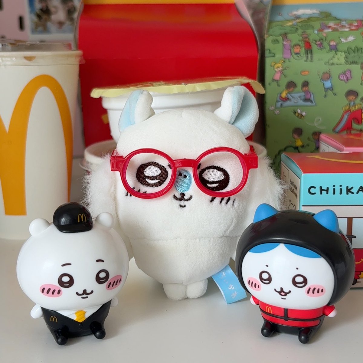 Mmmindzzz's tweet photo. Chiikawaaa ⌯˃͈꒵˂͈⌯🍔🍟 https://t.co/BlwcM47m6k