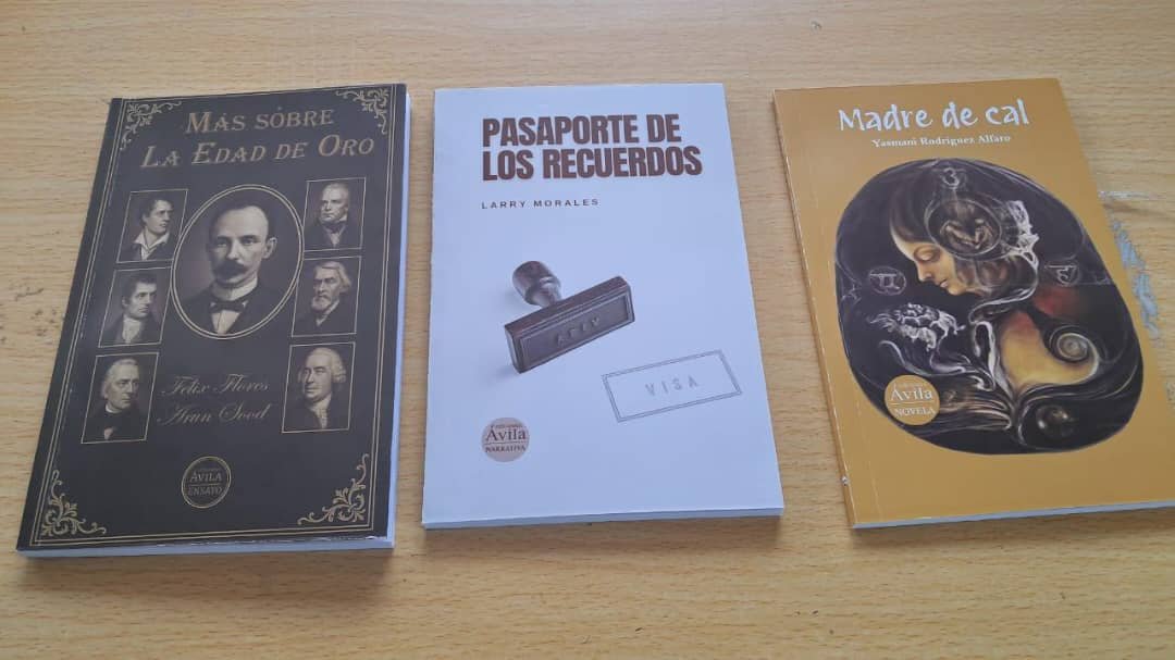 Roberto196801's tweet photo. La 34 Feria Provincial del Libro de #CiegodeAvila.Dedicada al Centenario de Fidel Castro Ruz, a la Federación de Rusia como país invitado de honor, la feria rinde homenaje a los escritores Marilyn Bobes y José Bell Lara y al escritor e investigador moronense  Larry Morales. https://t.co/vZQAB5axKF