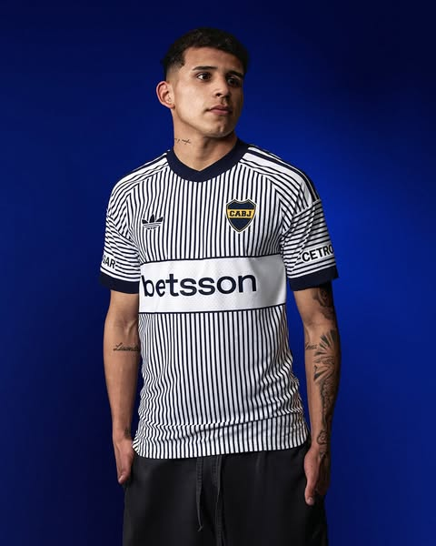 la12tuittera's tweet photo. 🔝LEONEL FLORES con la nueva camiseta de #Boca. 😮‍💨 https://t.co/m640ZXRcmz