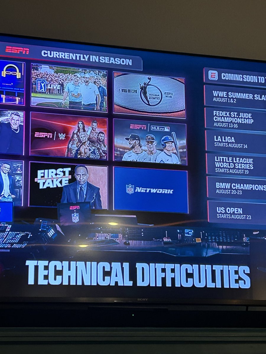 LAthertonPhoto's tweet photo. Guess I’m not watching college football. https://t.co/1PqbSzyy7e