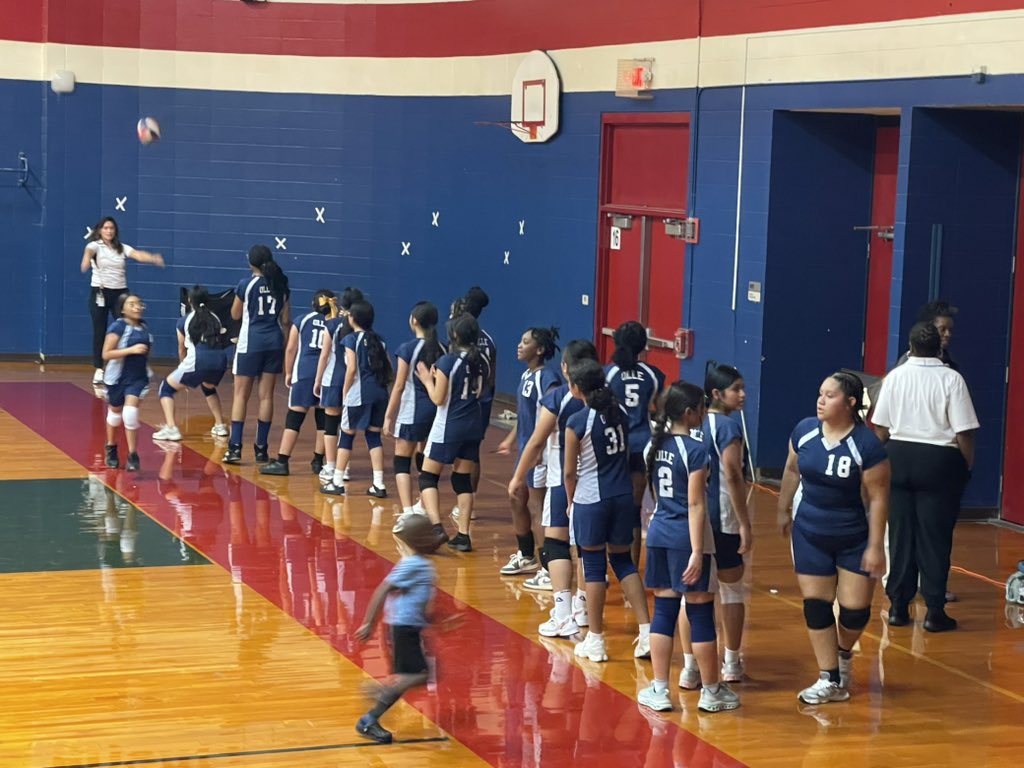 OlleMightyOwls's tweet photo. Congratulations to our Volleyball Lady Owls on their first game of the year! We had a lot of peer student support—can’t wait for more! 🏐🦉 #sports https://t.co/e5Al5PNS0e