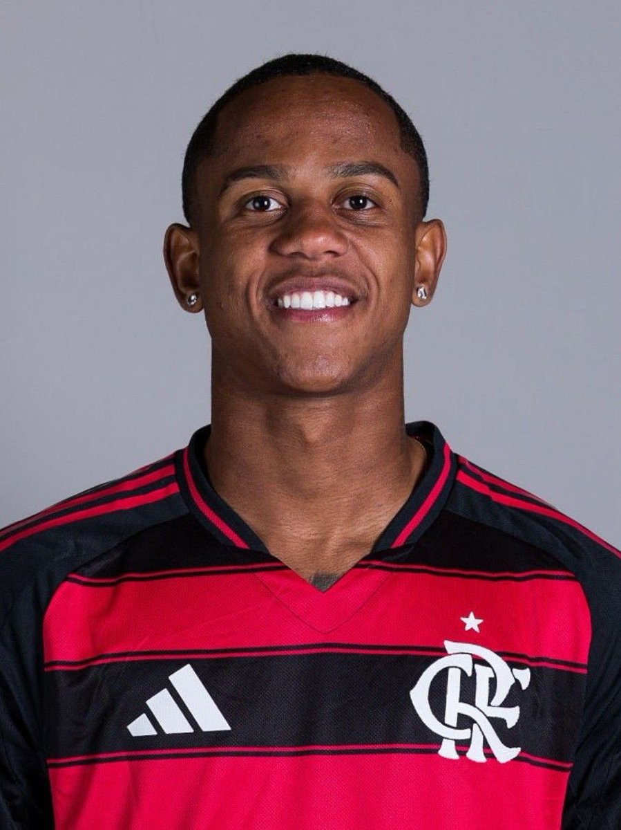 flattorcedor's tweet photo. Ao que é noticiado, Flamengo vende o seu ponta direita mais utilizado e o único atacante de origem para descansar o Pedro, no mesmo dia.

Aguardemos… https://t.co/eESNmvKQRM