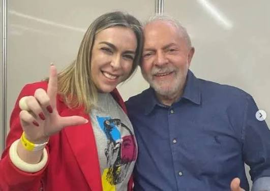 RenanSantosMBL's tweet photo. “Nunca vi e nem sei quem é essa mulher” https://t.co/tbY9tHaDtk