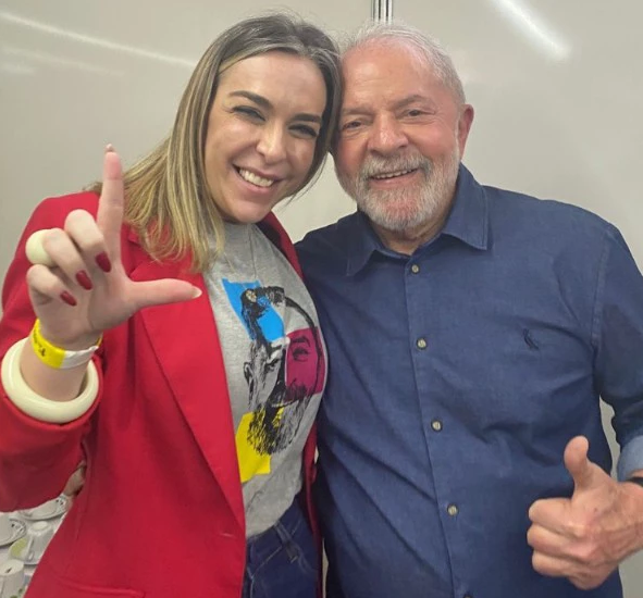 RenatoIMPERA's tweet photo. Ops caiu isso aqui @LulaOficial https://t.co/3fzpXdsCWH