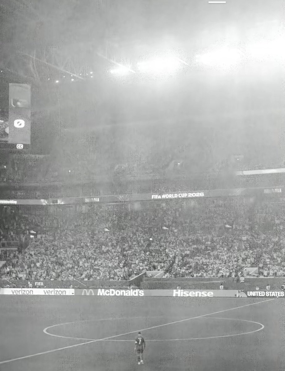 the_MadridDaily's tweet photo. WHAT A PIC. 🐐 https://t.co/uu788UVpEu