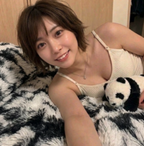 alexei1982's tweet photo. 朝起きて、隣にこんなボーイッシュいたらどうする？ https://t.co/kKl2pfNiIp