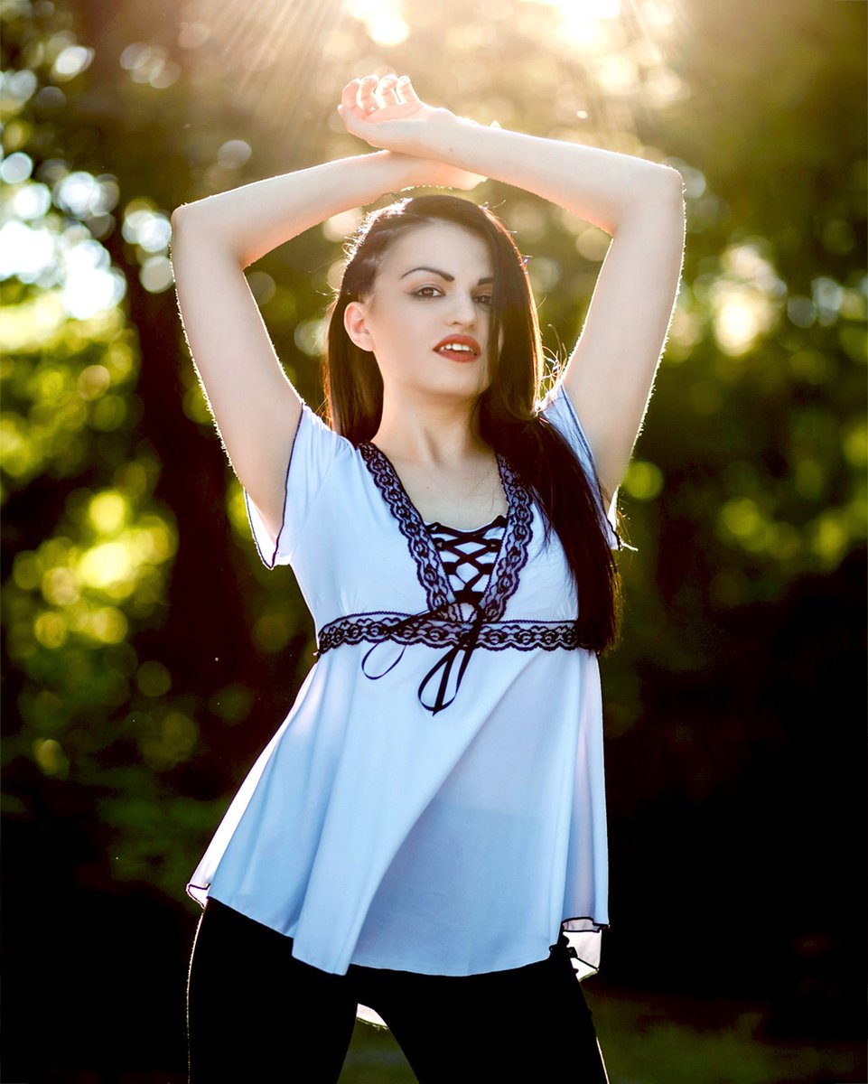 DareFashionUSA's tweet photo. β¨Dare has a way of making you feel so good! β¨
β¨π Just bask in that feeling πβ¨
Angel Tops πΌ
βοΈ Kool Jam - 1502 Fillmore St in San Francisco
βοΈ https://t.co/gfAZ3hWTUs
#DareToWear #ShortSleeveTops #TheFillmore #JapantownSF #SmallBusinessSF https://t.co/GDiGr9QwN2