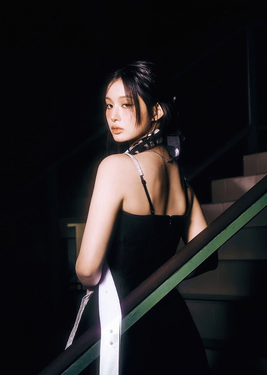 yoonaisthegoat's tweet photo. FACECARD.

#SULLYOON #설윤
#NMIXX #엔믹스 https://t.co/JugknVBUnd