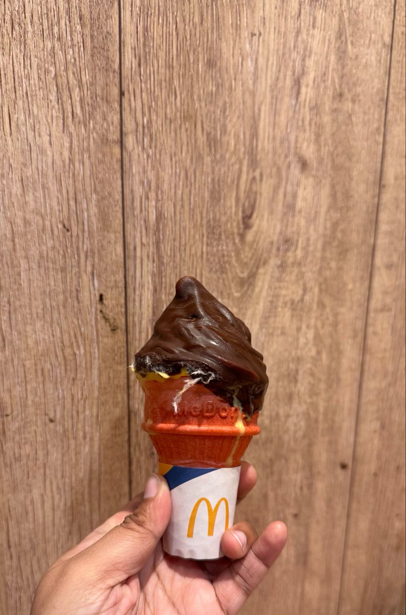 ainansrn's tweet photo. maceh lanje eskem merdeka 🇲🇾🍦 https://t.co/xx1XWbnNog