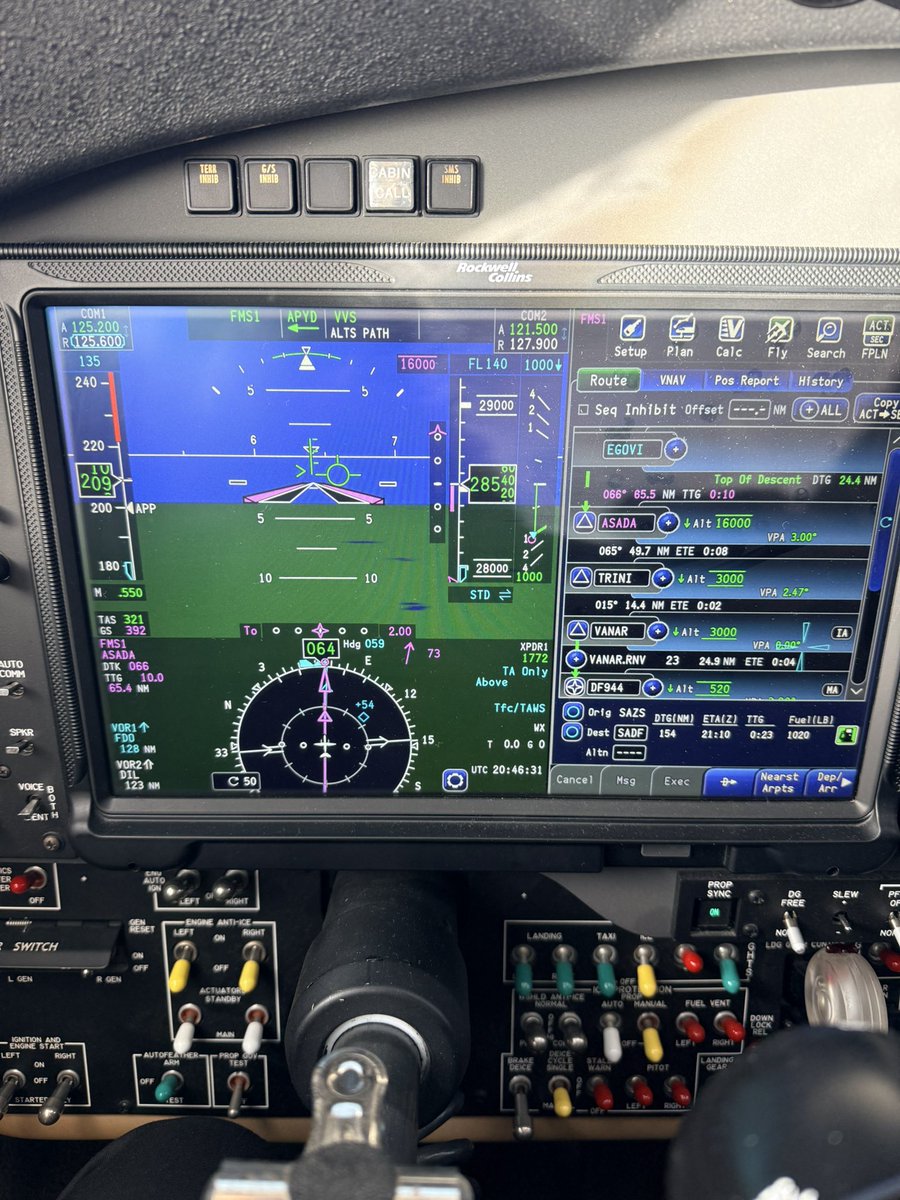 cflupianez's tweet photo. Hay veces que vas a algún lugar con un Huracán de Frente…….
Y cuando volves, gracias a Dios, el viento te acompaña.
Buen Jueves !!!!!!
#beechcraft #kingair250 #beechcraftkingair #pilotview #pilotwatch https://t.co/XGxEAnaaVb