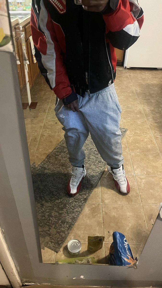 fgsosababy's tweet photo. Way Before this Cash man i Knew How to Swag
She Said "She Ain't Calling Back Nomore, i'm Gladdd! https://t.co/bdKPXzXwH9