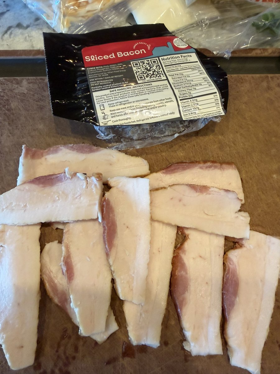 pumusmum's tweet photo. @HelloFresh  Bacon - or Bacon fat? https://t.co/1fBk6GByUq