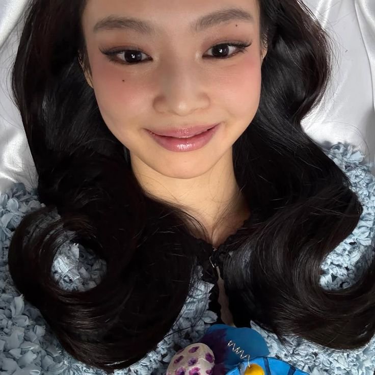 colherecortina's tweet photo. — Isa dancer  ⊹ ࣪ ˖ .⋆˚࿔  @jennishimuraa

Emoji — 🪷
Idol — Jennie
Curiosidades — Faz jazz e foi no show do enhypen https://t.co/fXqVTVZNB7