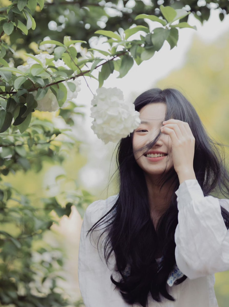 _onS2's tweet photo. 청순이 퍼컬인 공주님 。。❀ https://t.co/YRjydht1NX