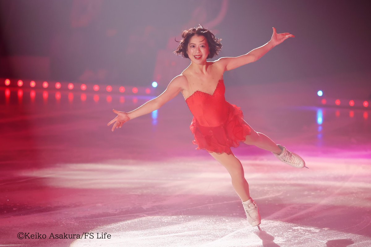 fskating_Life's tweet photo. 公演20回目を迎えた荒川静香さんプロデュースのアイスショー「フレンズオンアイス2026」。ゲネプロが8月27日に行われました。
本日より8月30日まで、KOSÉ新横浜スケートセンターにて6公演を開催。 
#フレンズオンアイス https://t.co/YGRXliwWJf