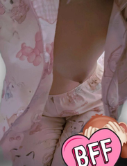 SarahRodri59989's tweet photo. コメント欄でパジャマすっぽんぽん https://t.co/AilXs6mYAk
