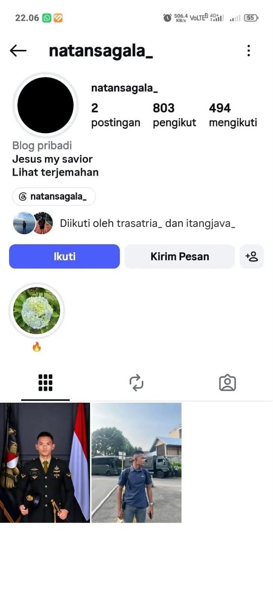 RohtaAnjulian's tweet photo. 🚨 DUA KATA PALING GONG PAGI INI: “INTEL KETANGKEP!” 🤣

Awalnya ngaku mahasiswa, pas identitas diperiksa malah bikin suasana makin mencurigakan. 🫣

Kalau benar seperti yang terlihat di video, seragam bisa dilepas, tapi identitas tetap nggak bisa disembunyikan. 😂

Yang bikin netizen auto nyeletuk:

“Begitu seragam dilepas, kok auranya langsung beda ya? 🤣”

#Demo #IntelKetangkep