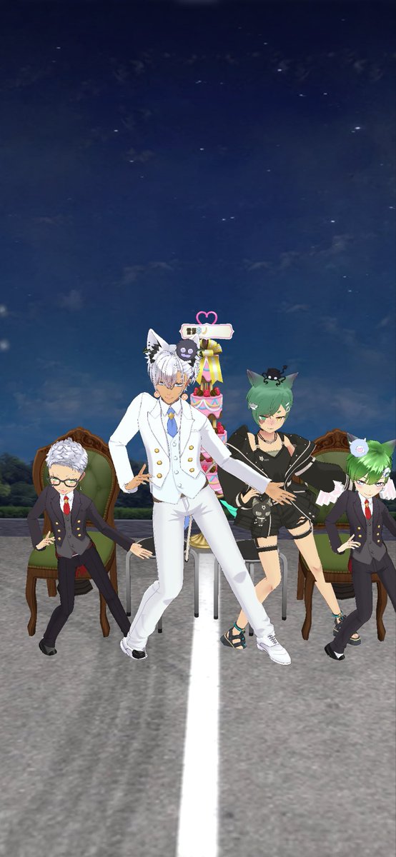 n_reality_b's tweet photo. ちゃんポコ誕生日おめでとうチェキ載せるの忘れてた。
いえあ https://t.co/r3arf3CY8E