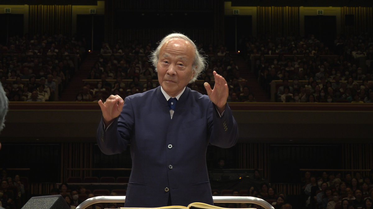 NHKSO_Tokyo's tweet photo. #N響 #創立100年 を記念して
NHKホールで行われた
Eテレ #クラシックTV 公開特番が
9/3 (木) 21時から放送！
――――――――――――――――
第1コンサートマスターの #長原幸太 をはじめ、個性豊かな楽員たちの趣味や特技もご紹介。
普段なかなか見られない楽員たちの素顔をぜひご覧ください！

かつてN響アワーの司会を務めた #檀ふみ さんも登場！
檀さんのコメント
「『N響アワー』を担当していた頃から、N響の精神がしっかりと受け継がれていて、パワーを感じました。N響の音を生で聴くことができることは、とても大切な経験だと実感しています。」

#N響100年 の歩みをエピソードで振り返りながら、正指揮者 #尾高忠明 の指揮で名曲の数々をお届けします。