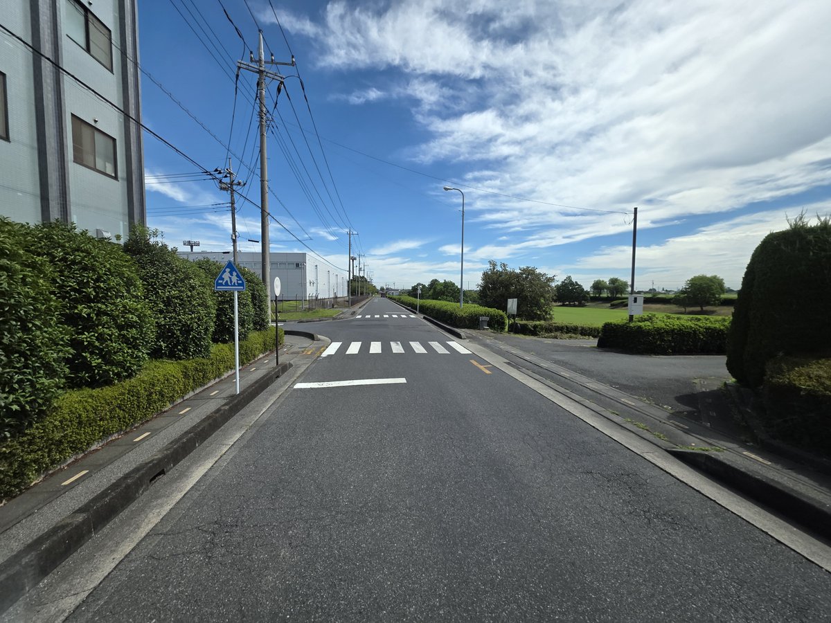 aim_1979yuu's tweet photo. 今朝は埼玉県吉川市旭の倉庫で作業です☺ https://t.co/3LJlwEsTSN