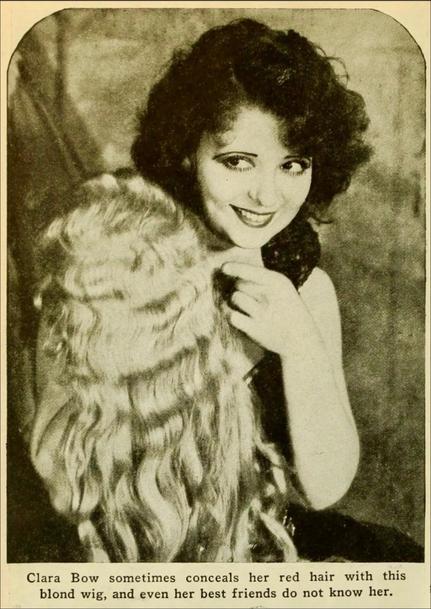 Lompac2026's tweet photo. Clara Bow is showing off the blonde wig she uses to travel in disguise with, for a 1929 fan magazine 

#ClaraBow #Hollywood #Fanzine #Magazine #Wig #Disguise #ClassicStars #OldHollywood #Actress #HollywoodHistory https://t.co/guTbtrqx4D