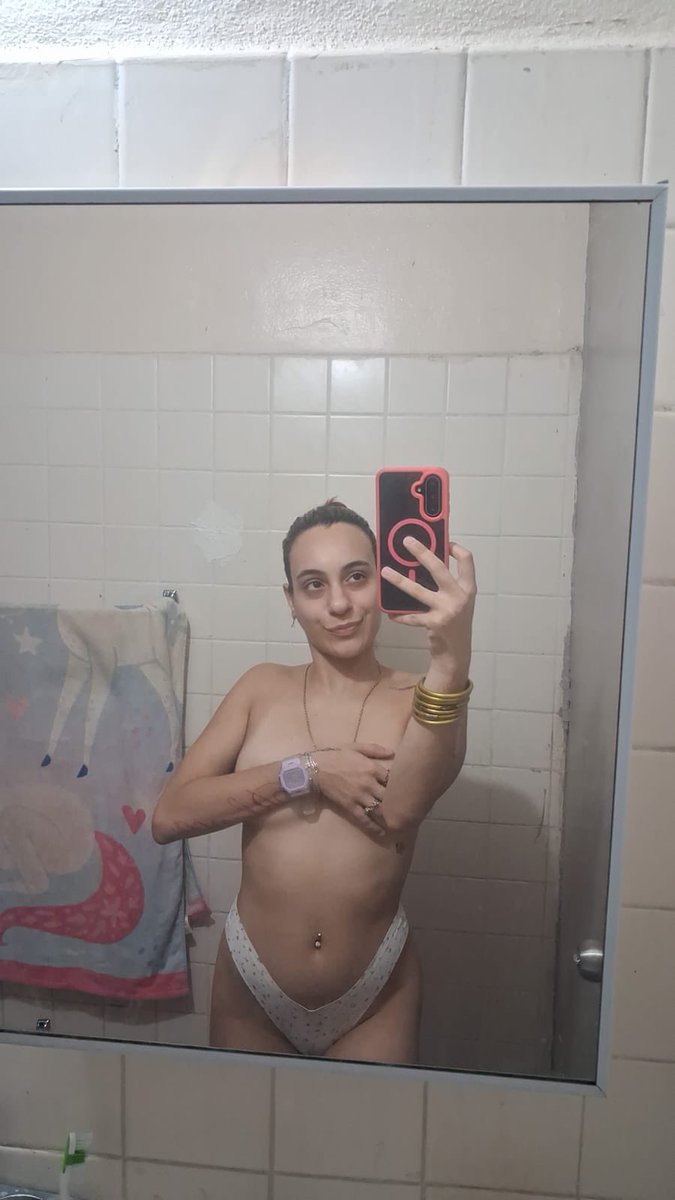 Naniwefl's tweet photo. Quiero bicho quien pa un encuentro #bicho #sexo #perra #bellaca #encuentro #puta #prepago #anal #mamadas #leche #condones https://t.co/em9H5ZvAUR