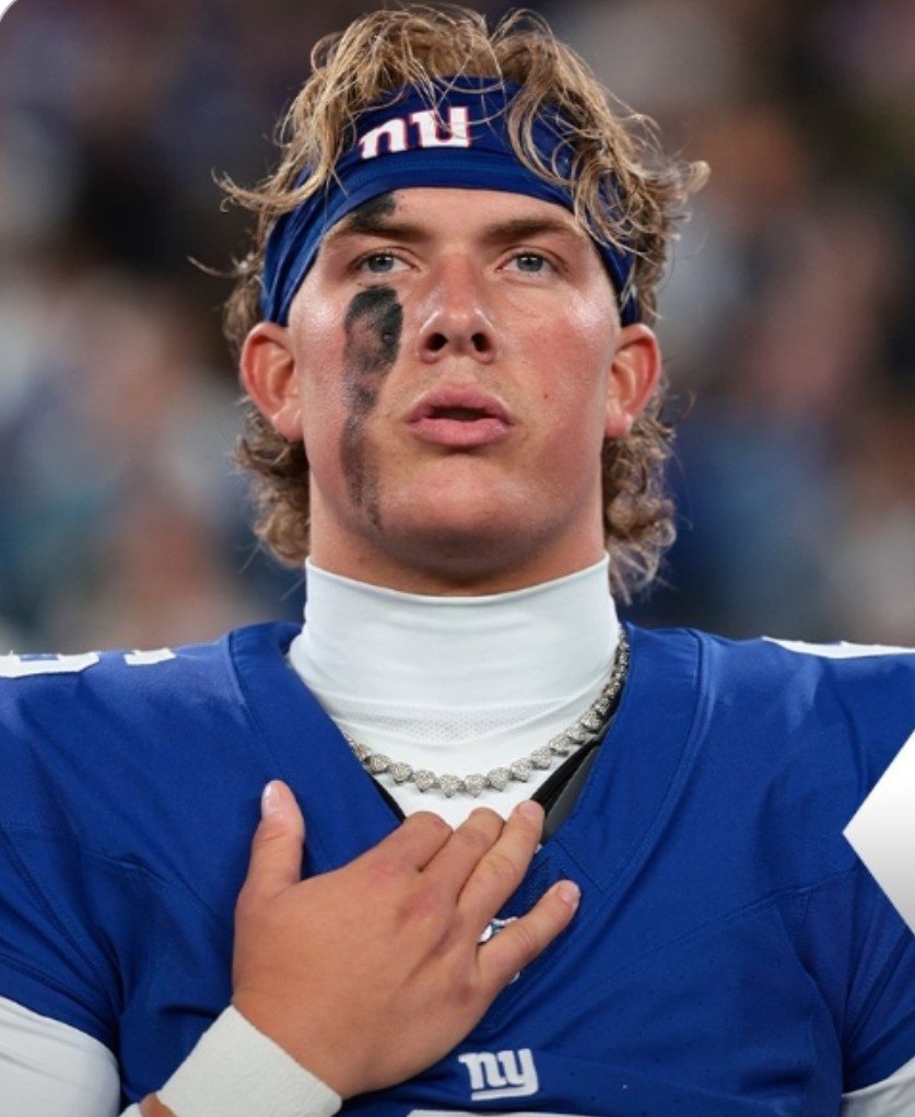 LangmanVince's tweet photo. Parents, pray every day that your sons grow up to be like Jaxson Dart and not that woman abuser Josh Jacobs! https://t.co/xqSIx6jnRd