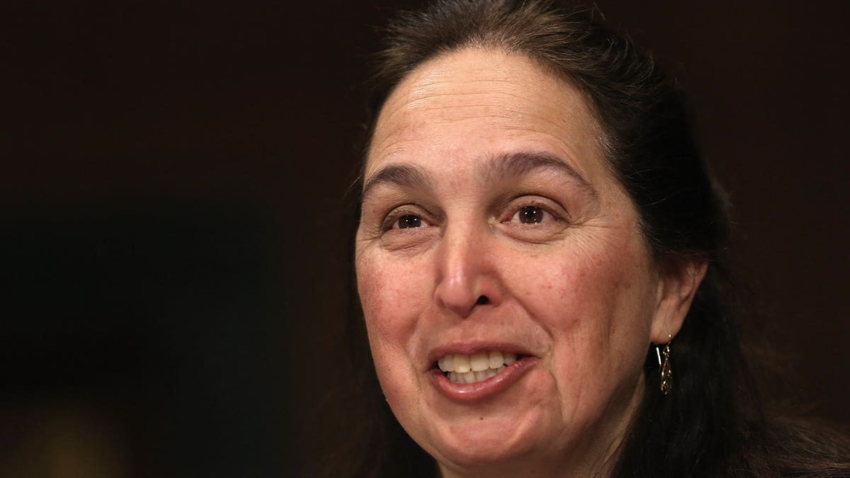 OcrazioCornPop's tweet photo. 🚨 BREAKING: Activist Judge Indira Talwani (OBAMA 2014) just BLOCKED Trump's USPS mail-ballot rules AGAIN - 3 days after SCOTUS lifted her last injunction.

She says States can’t comply before the midterms.

Her father was born in India, and the family traces its roots to Talwan village near Jalandhar in Punjab. 

Talwani was CONFIRMED by the Senate 94-0 in 2014.

WHY DON'T REPUBLICANS IMPEACH THESE JUDGES?

@SpeakerJohnson 
@Jim_Jordan